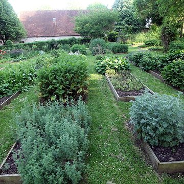 Prieuré Saint-Michel de Crouttes