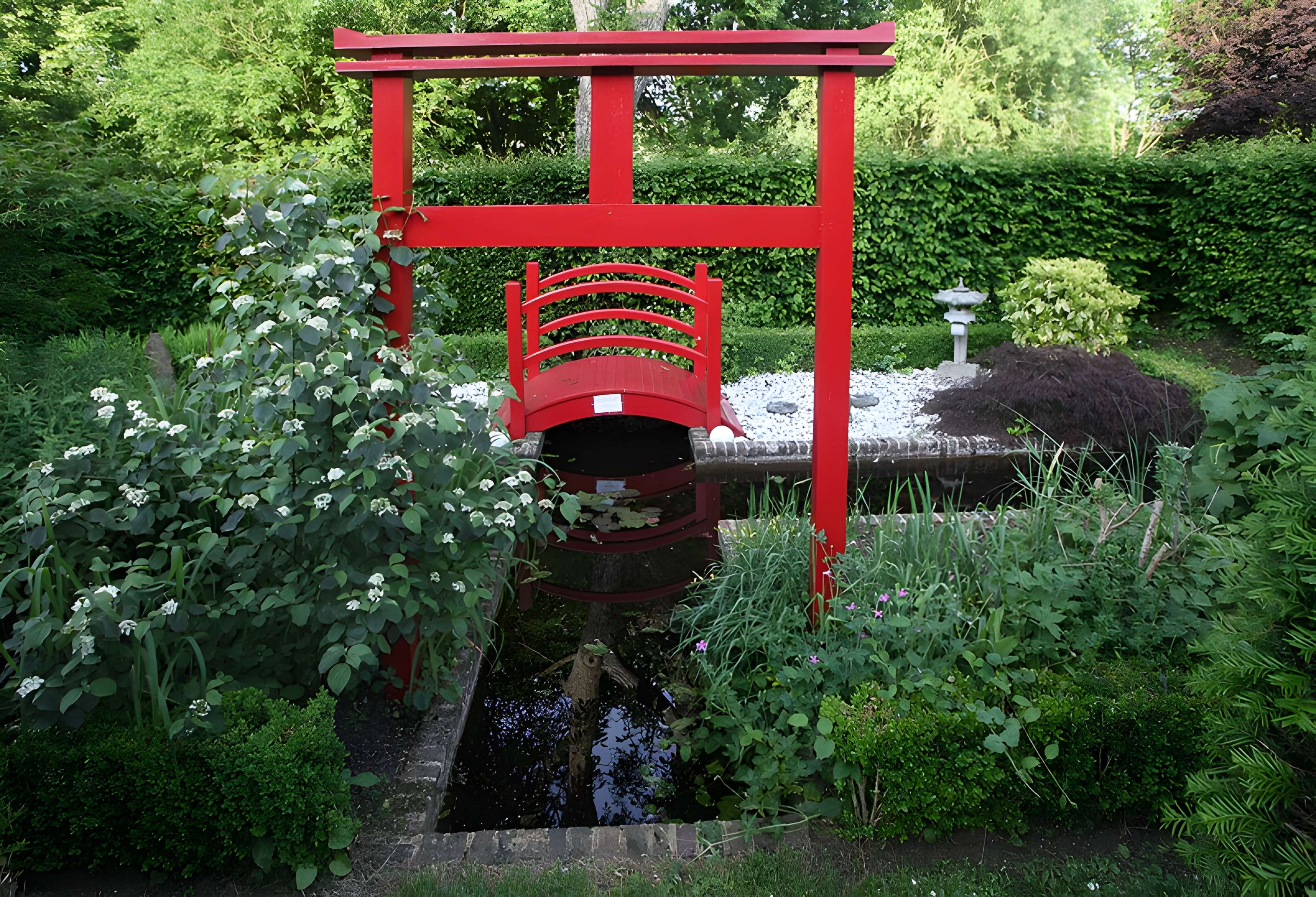 Prieuré Saint-Michel de Crouttes