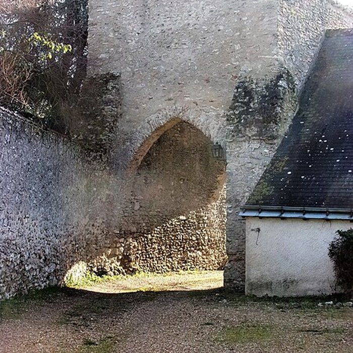 Photo de Prieuré Saint-Pierre de Vontes