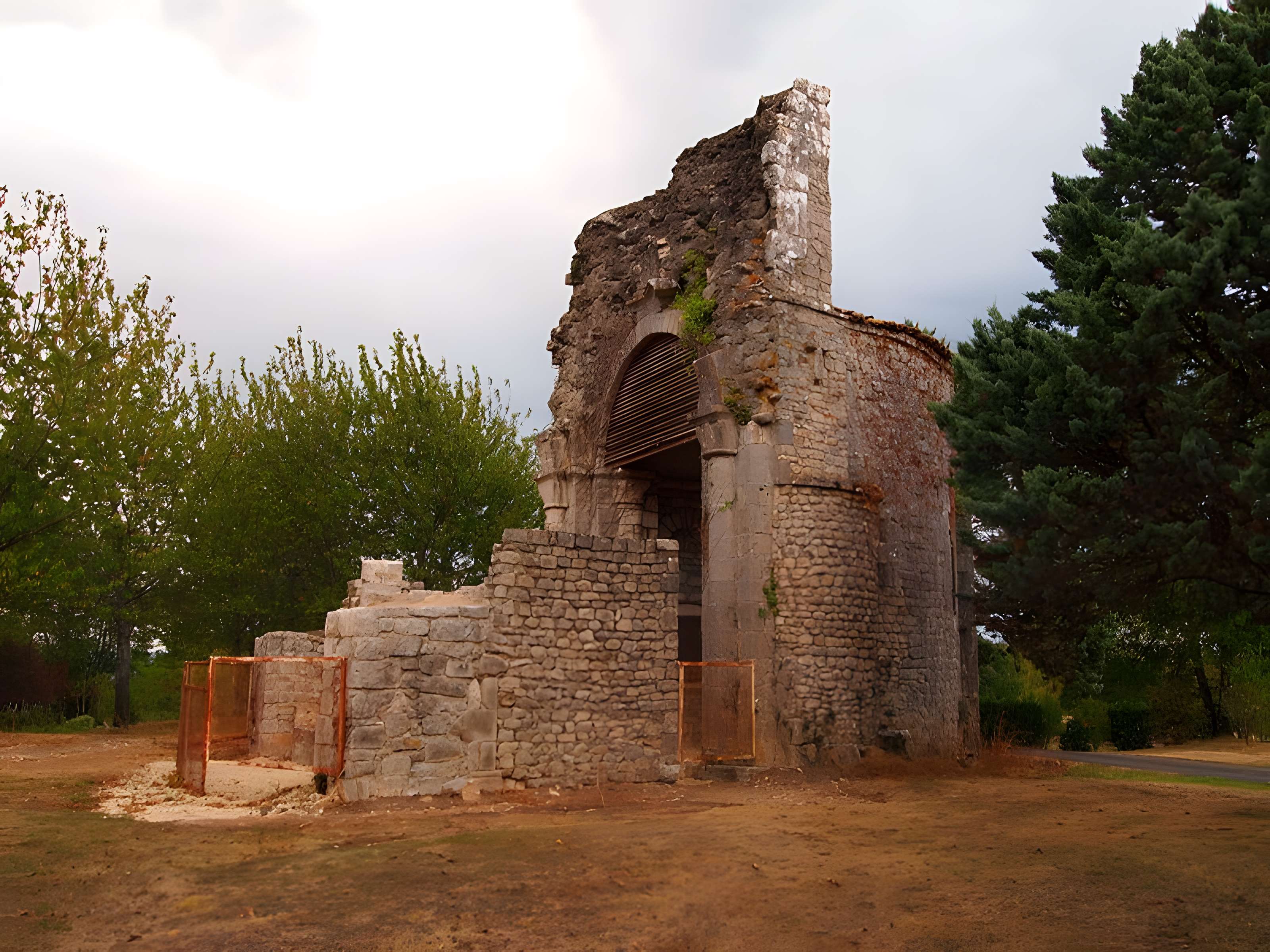 Prieuré Saint-Sylvestre de Saint-Sauveur 