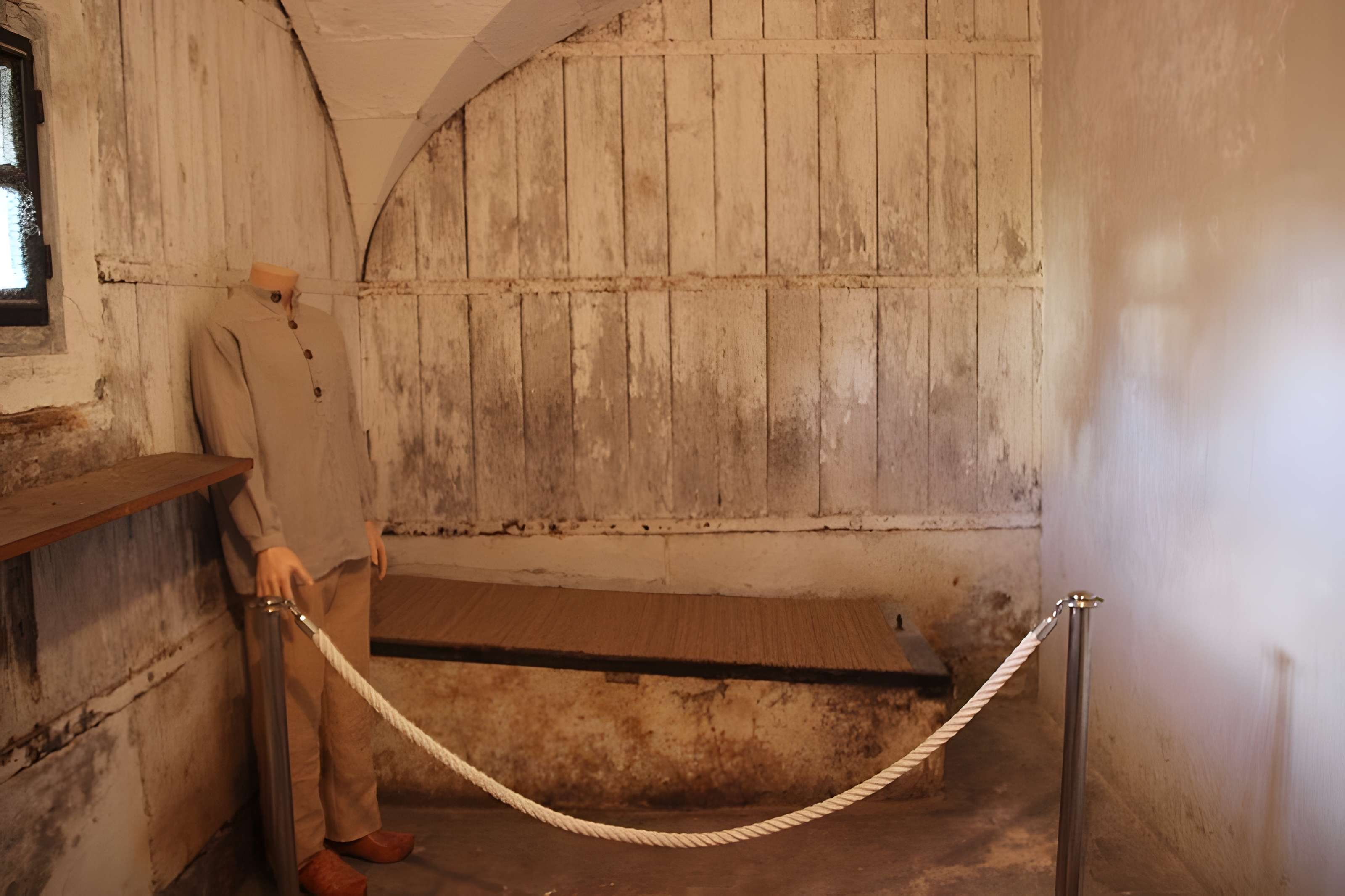 Prison de Pont-l'Évêque