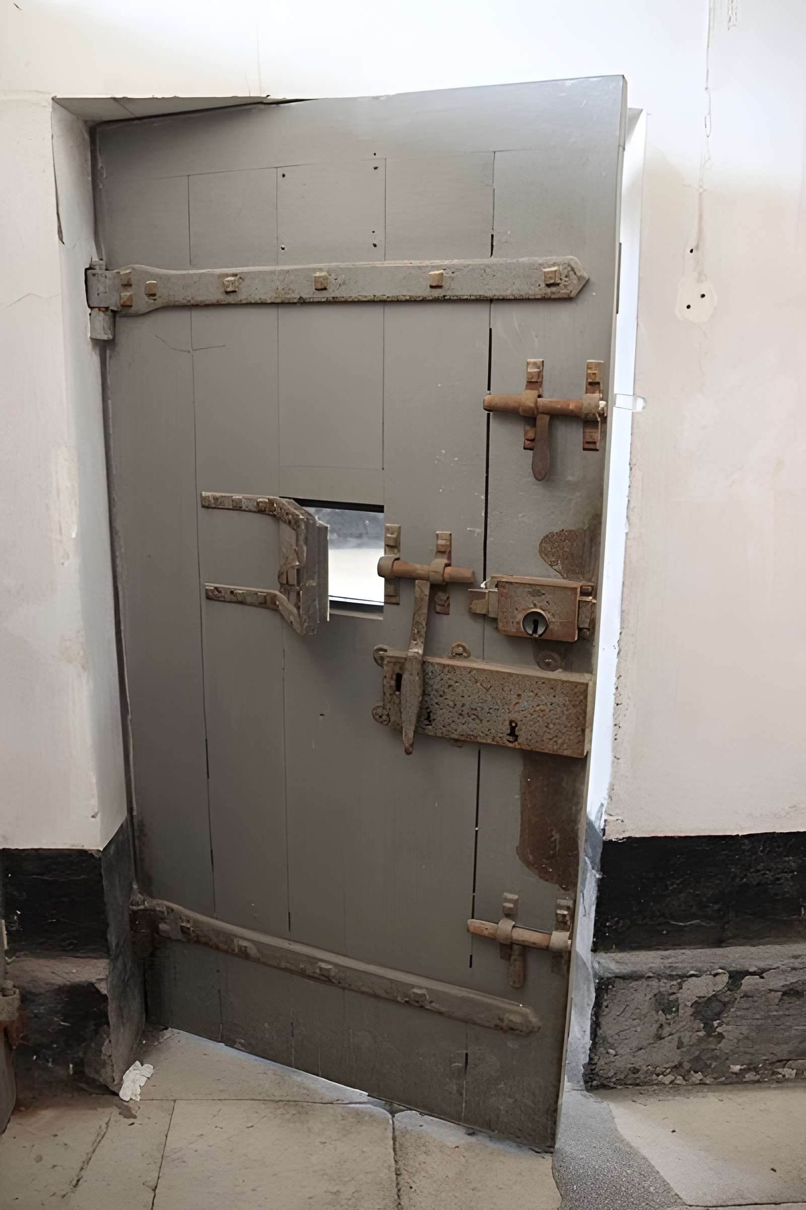 Prison de Pont-l'Évêque