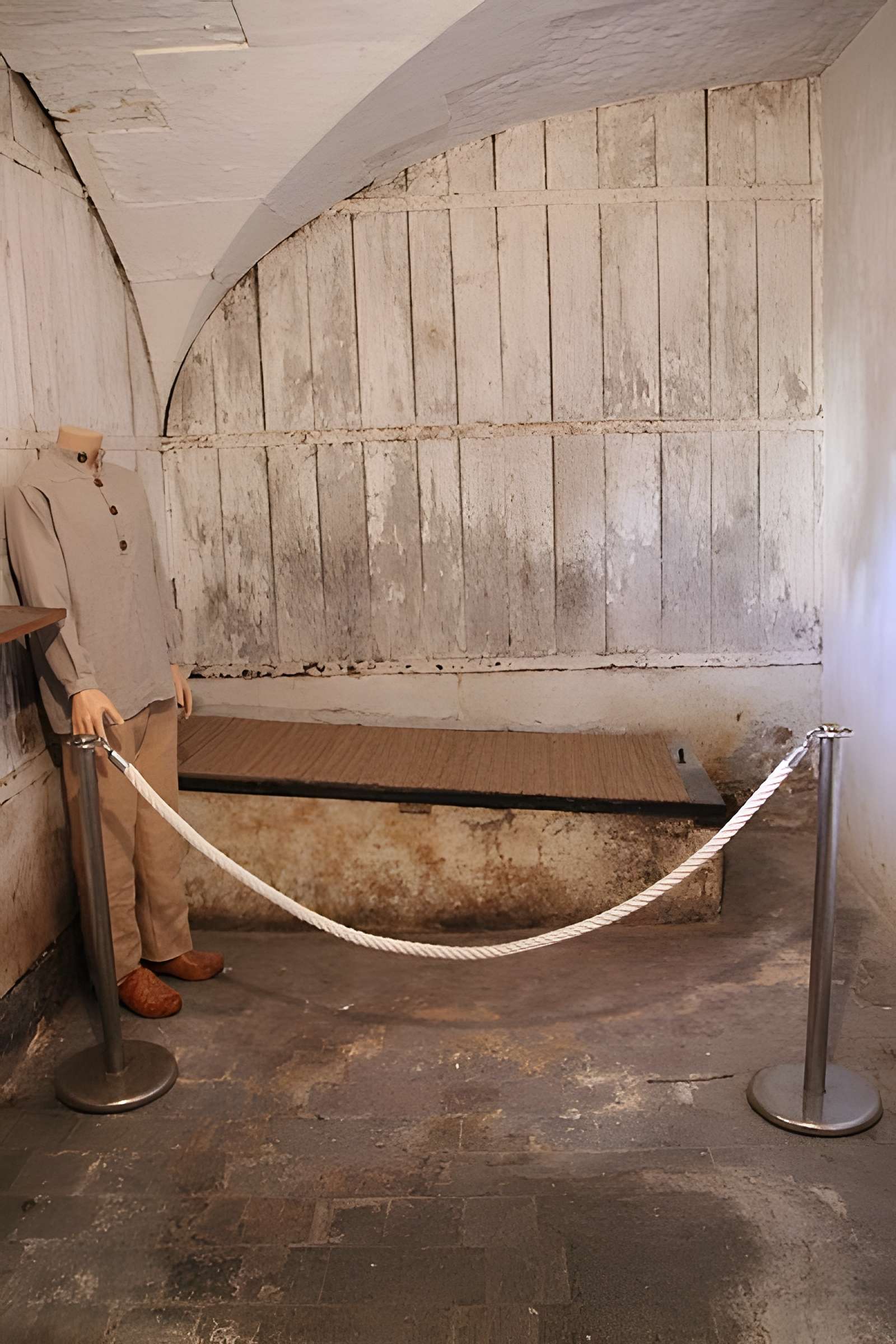 Prison de Pont-l'Évêque