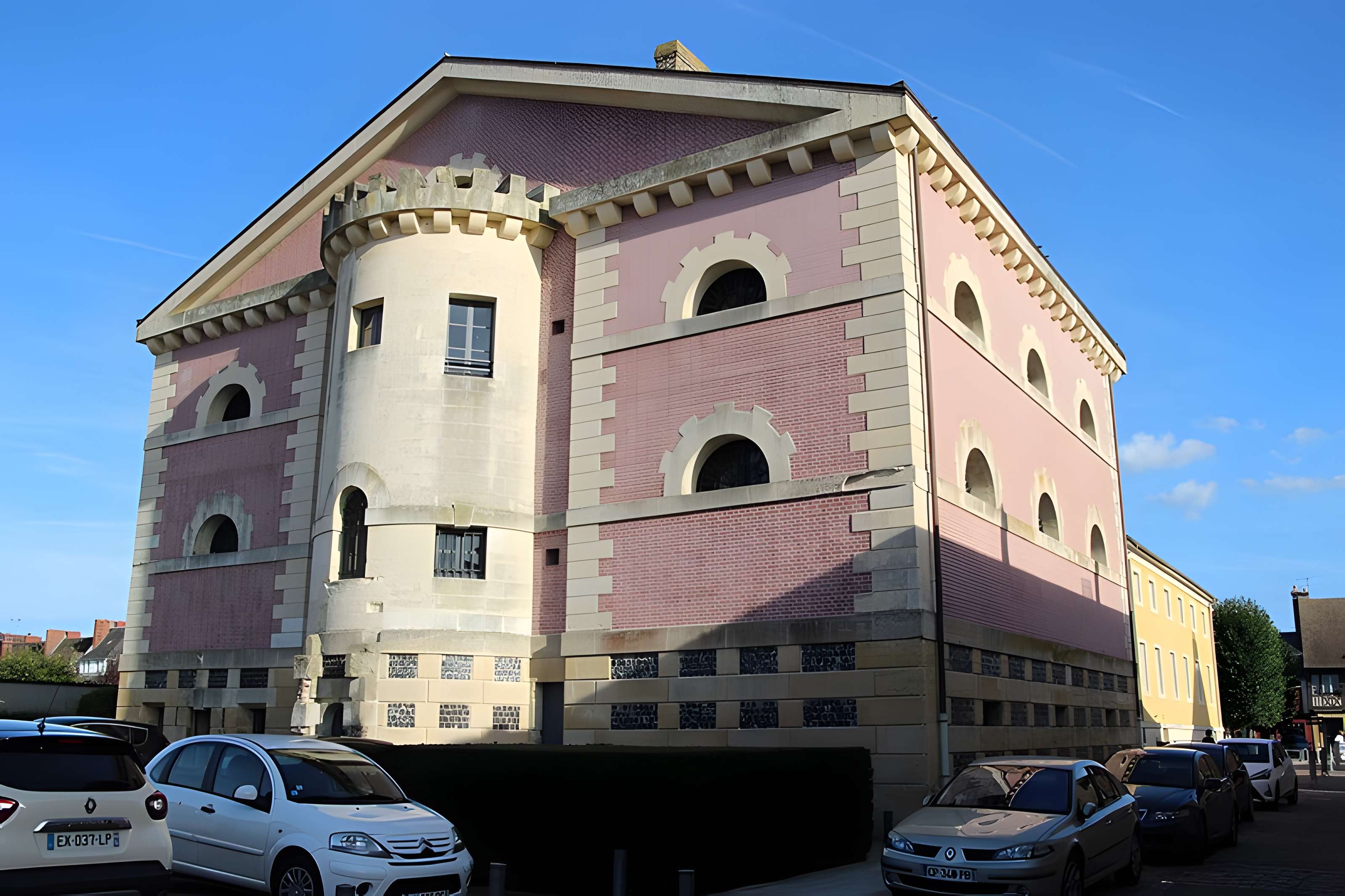 Prison de Pont-l'Évêque