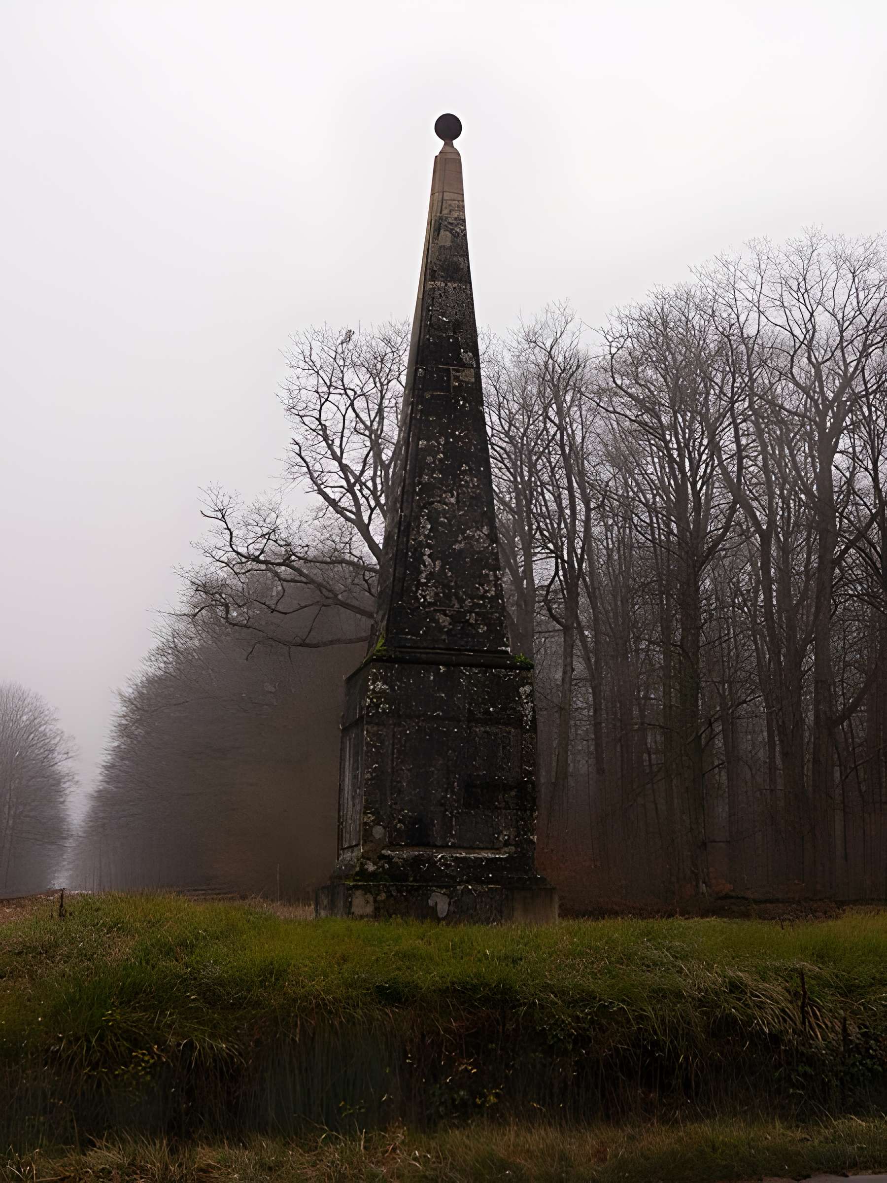 Pyramide de Genillé à Ferrière-sur-Beaulieu