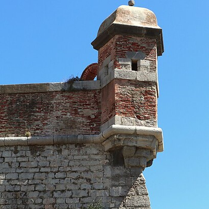 Photo de Redoute du Fanal de Port-Vendres
