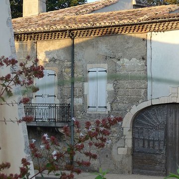 relais de poste aux chevaux a saulce sur rhone