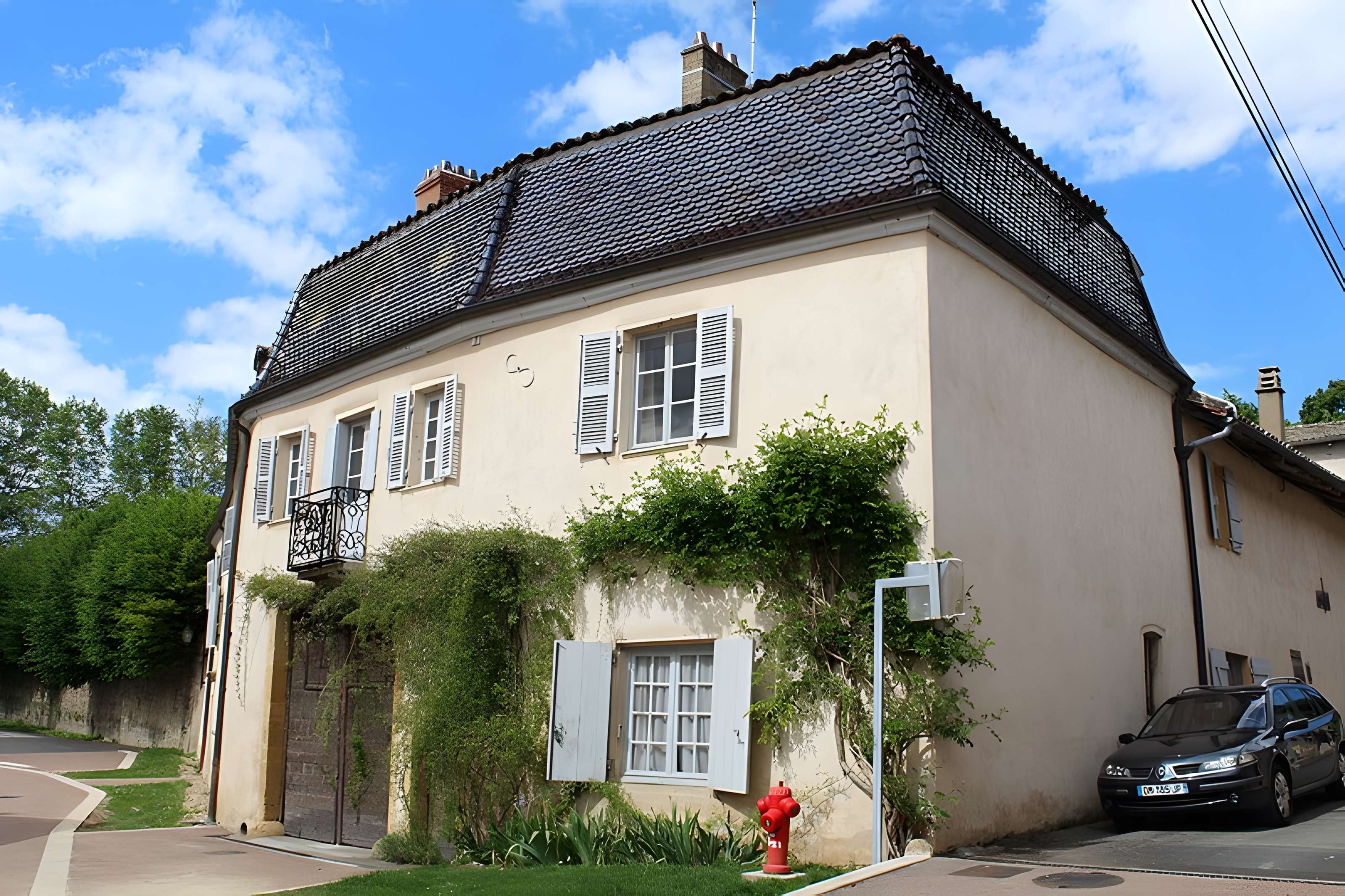 Relais de poste Chemin du Chardonnat à Guéreins