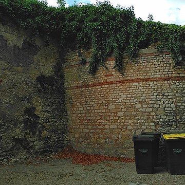 Rempart gallo-romain de Bourges