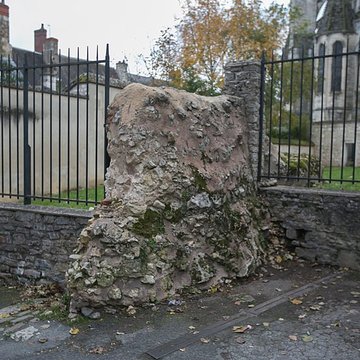 Rempart gallo-romain de Bourges
