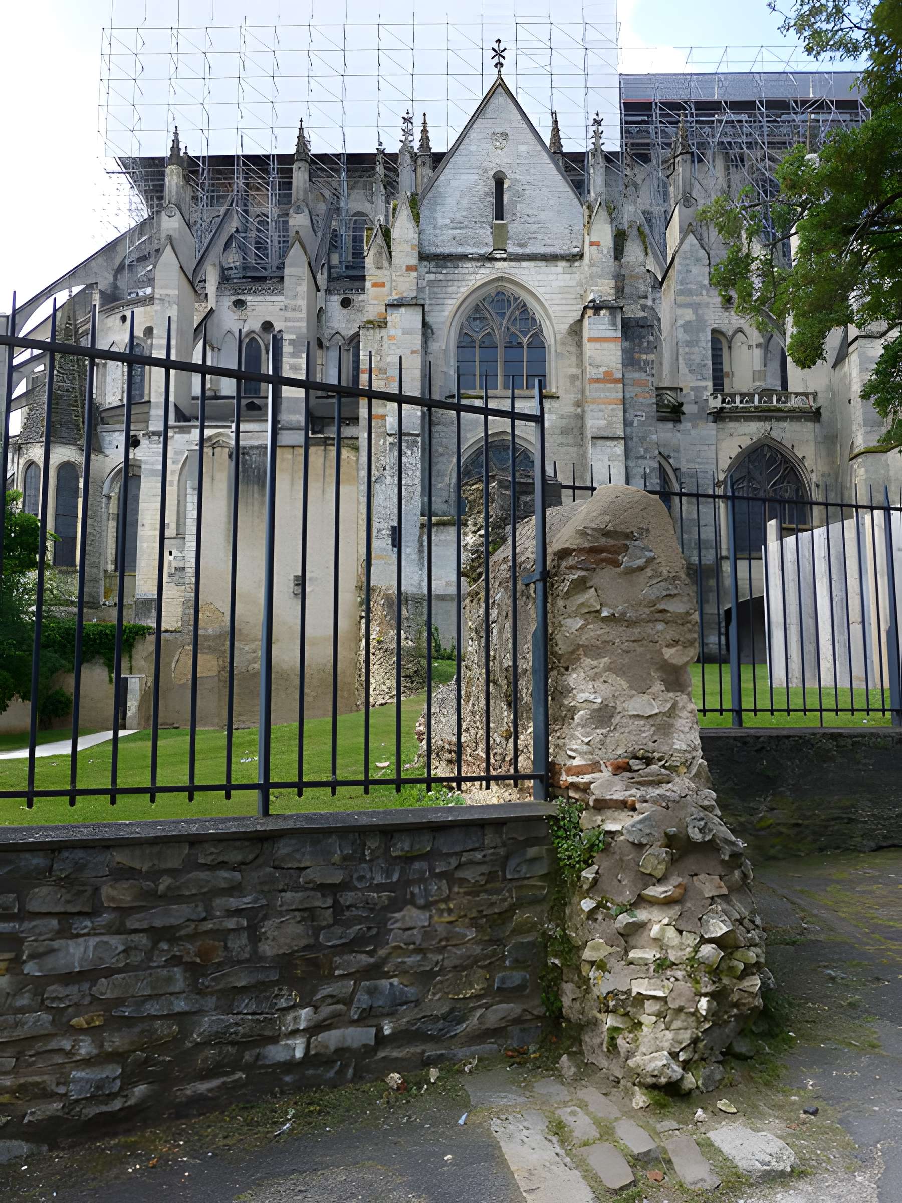 Rempart gallo-romain de Bourges