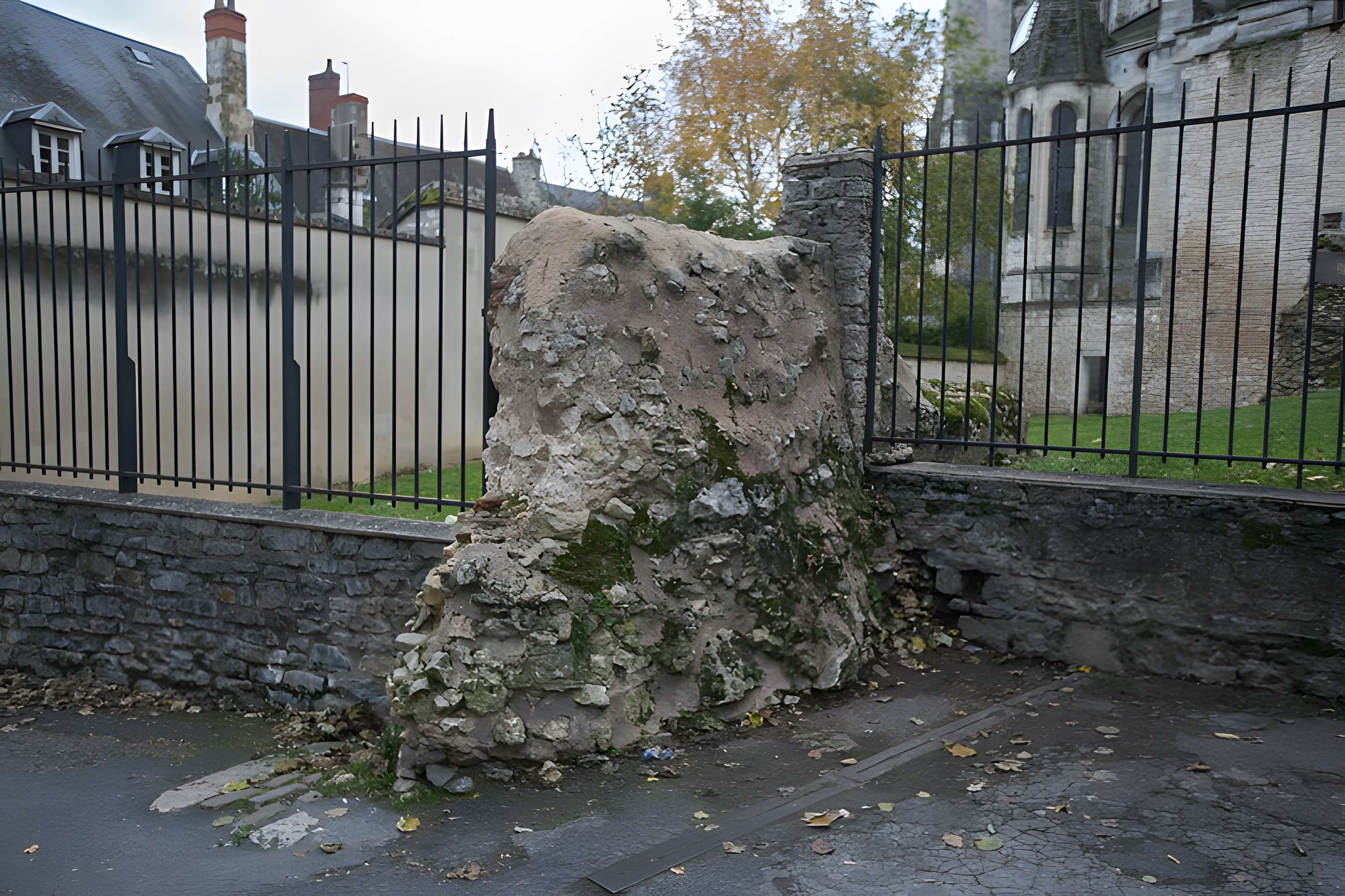 Rempart gallo-romain de Bourges