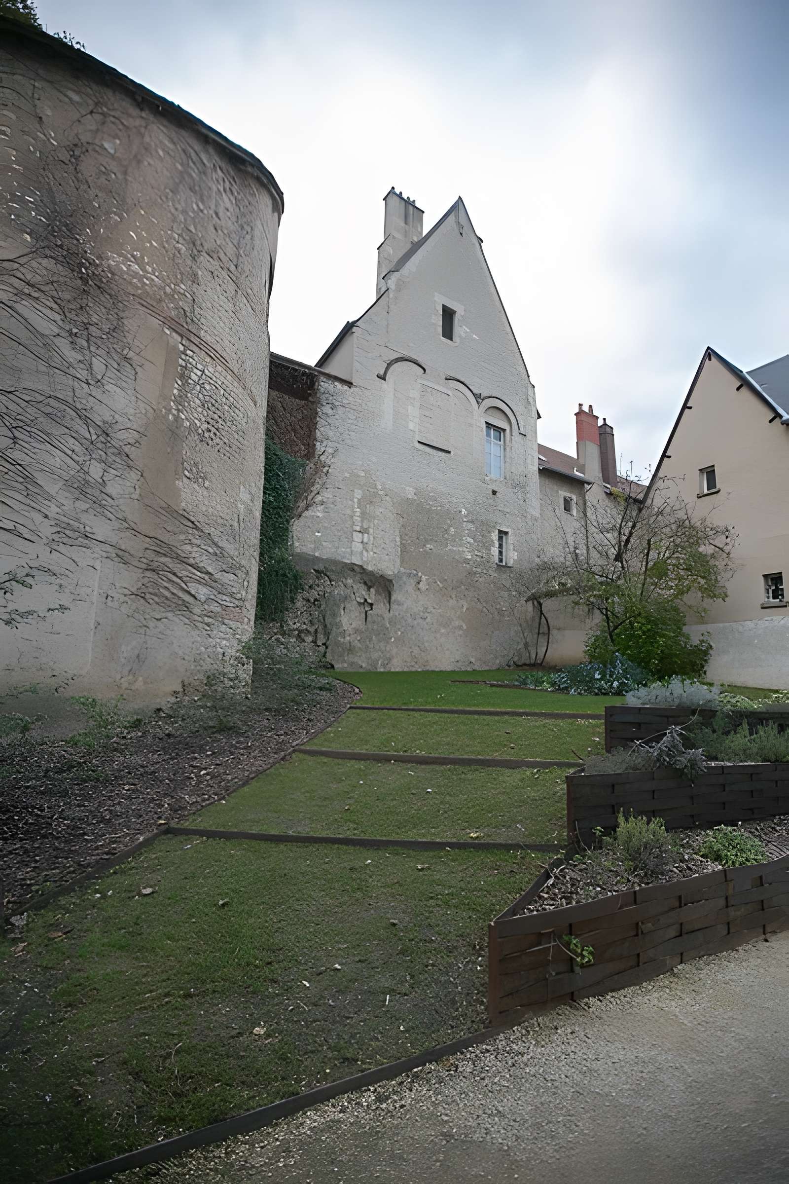 Rempart gallo-romain de Bourges