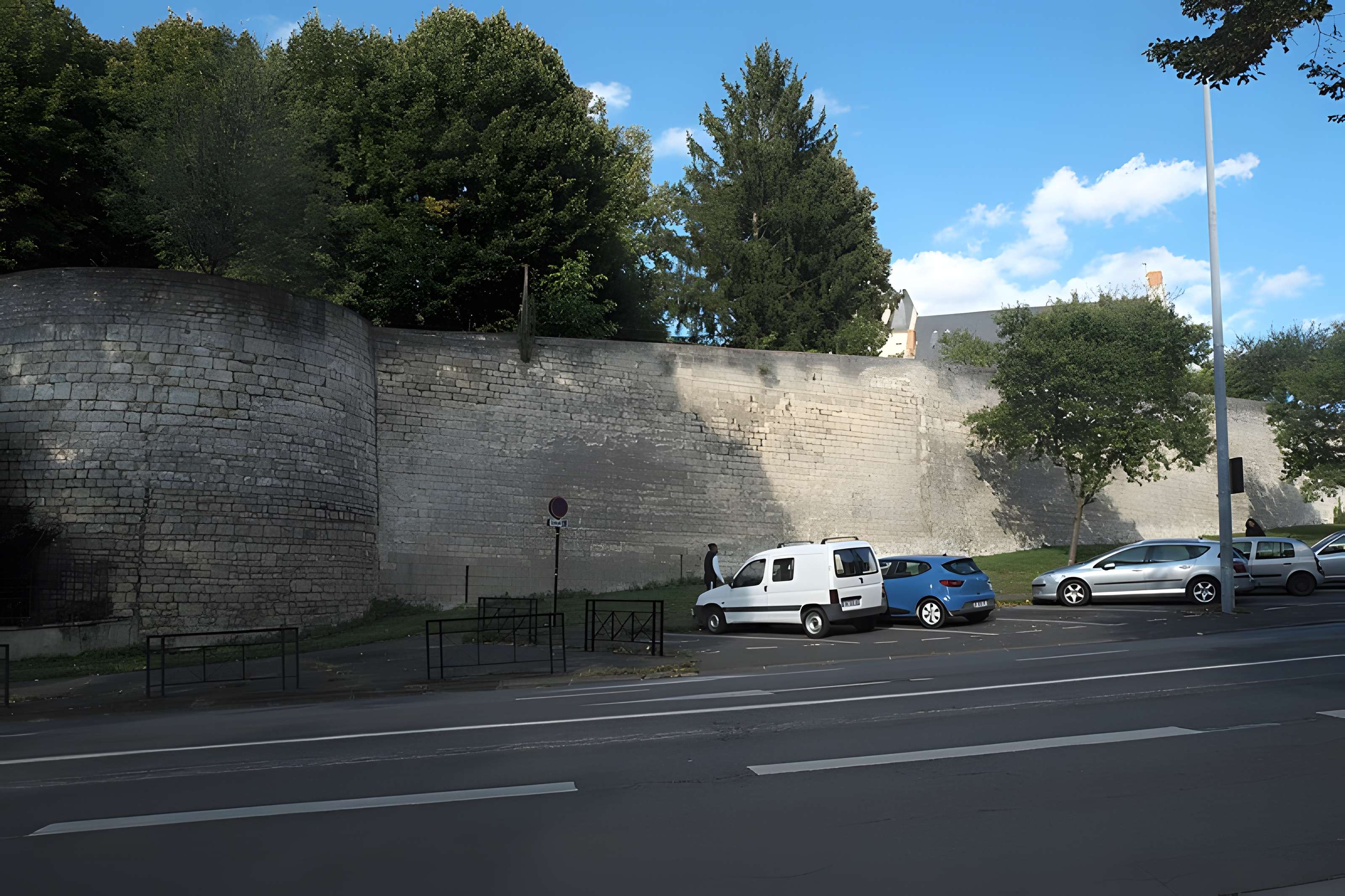 Rempart gallo-romain de Bourges