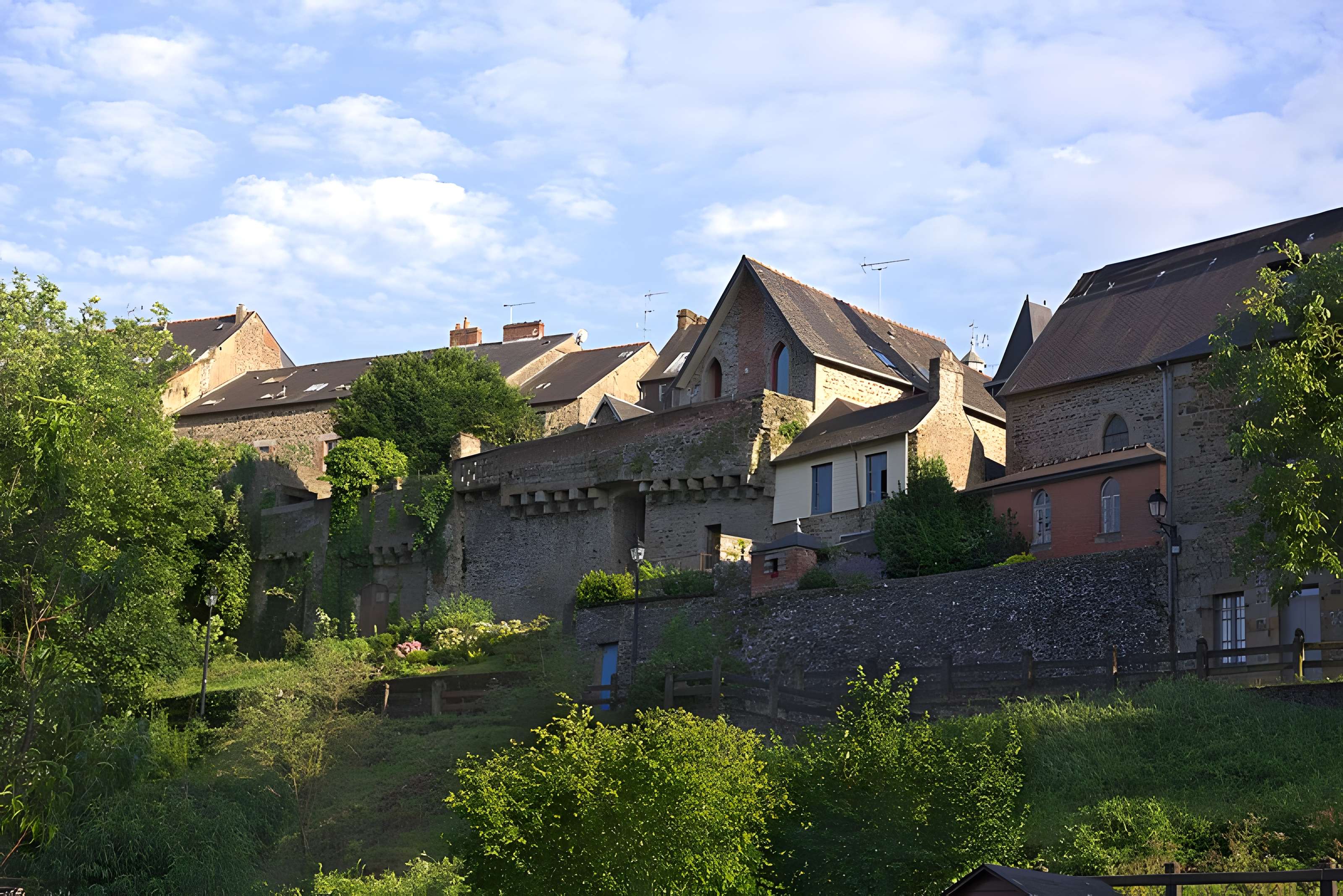 Remparts de Fougères