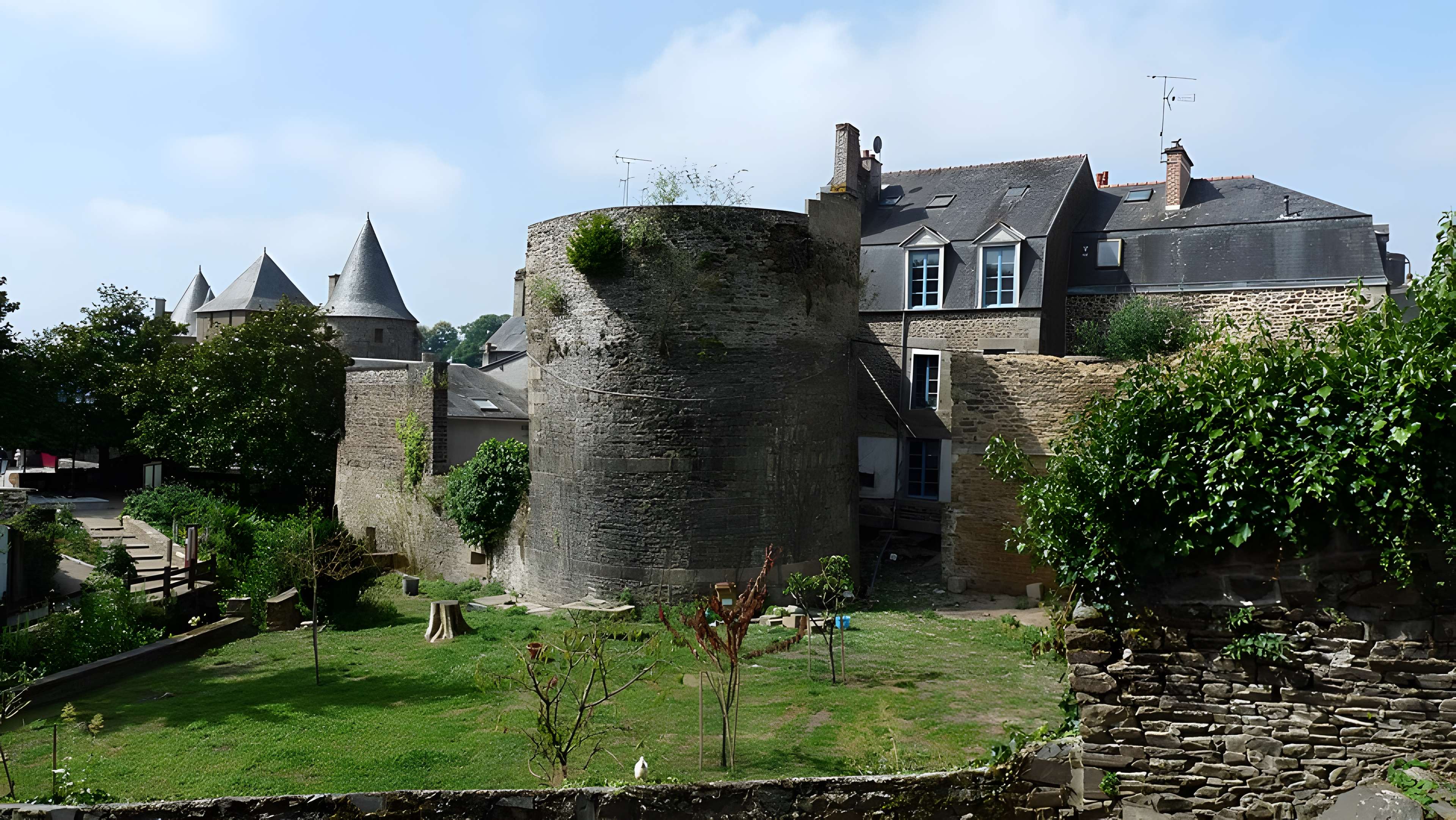 Remparts de Fougères