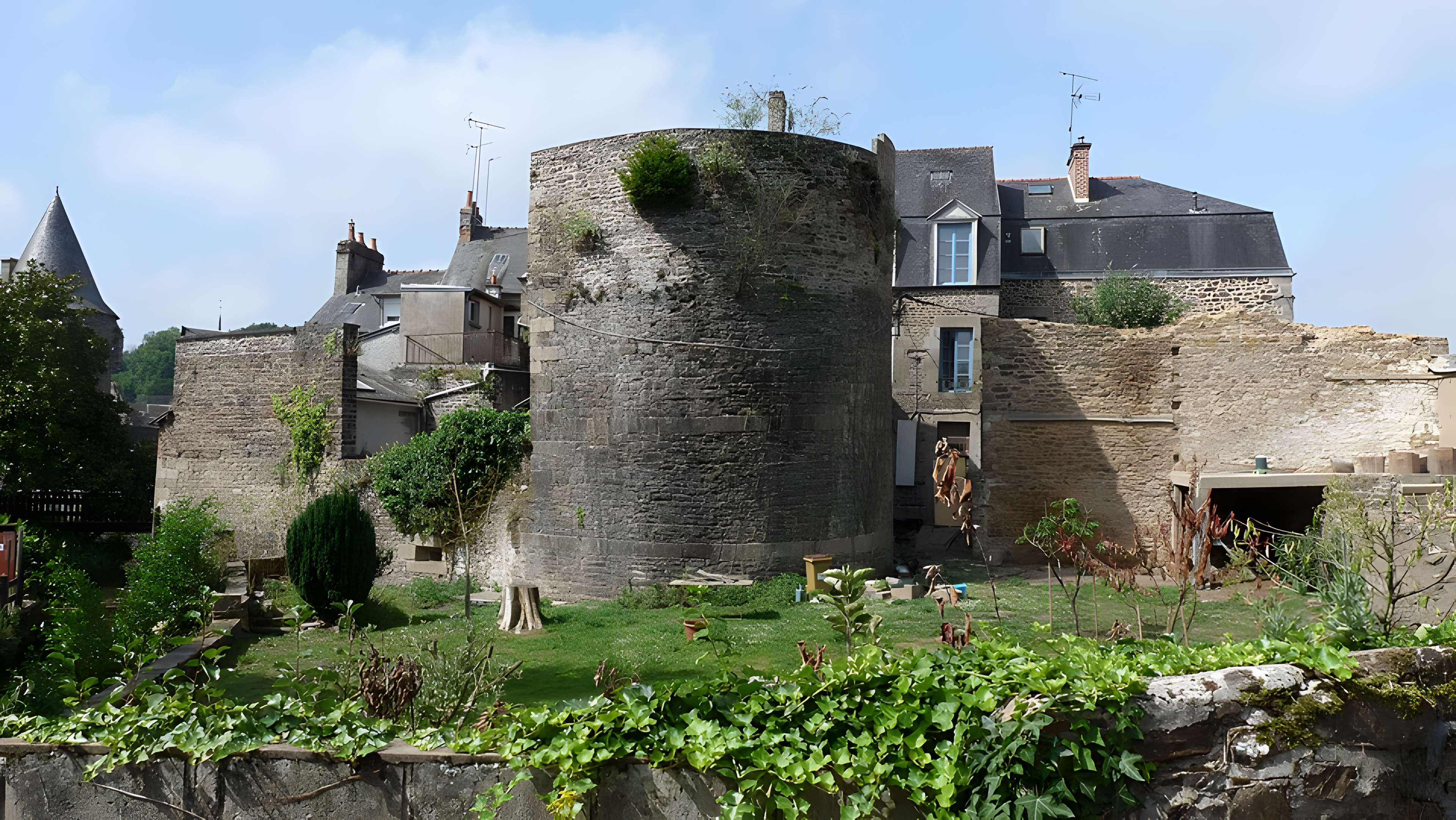 Remparts de Fougères