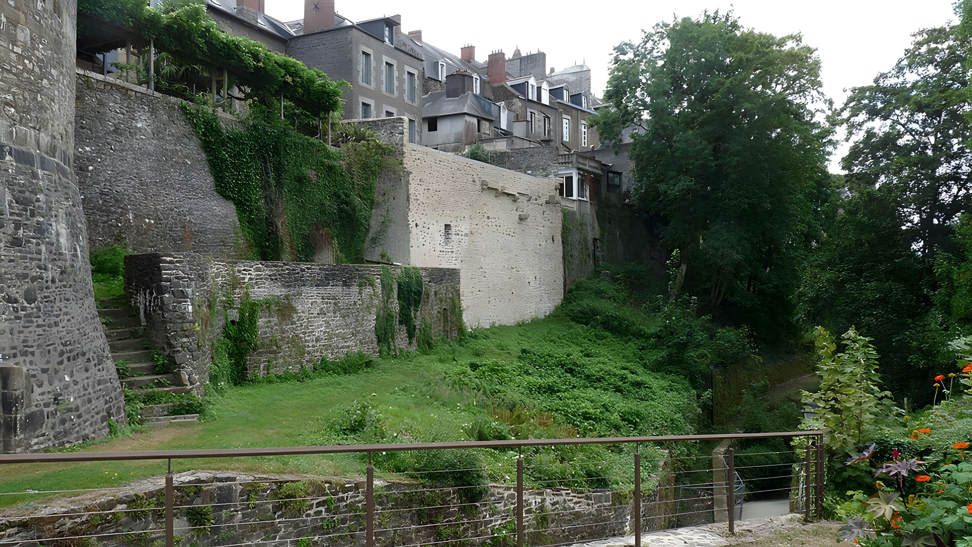 Remparts de Fougères