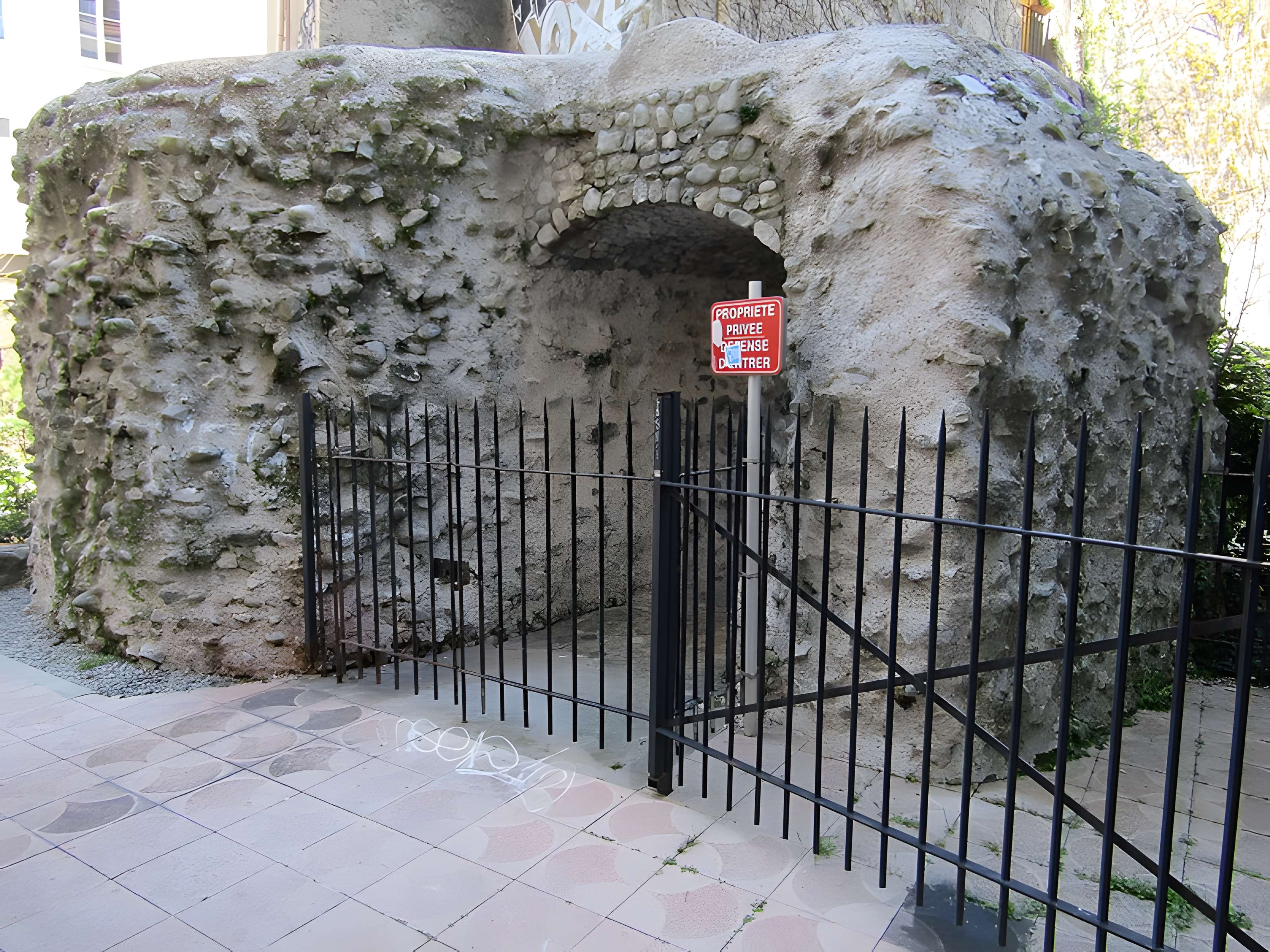 Remparts romains de Grenoble 