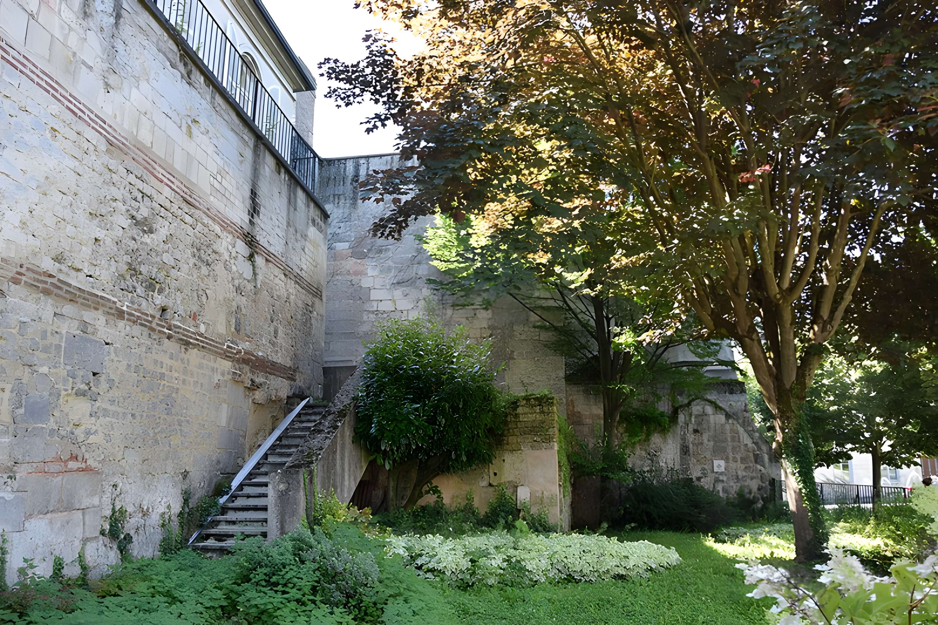 Remparts romains de Soissons