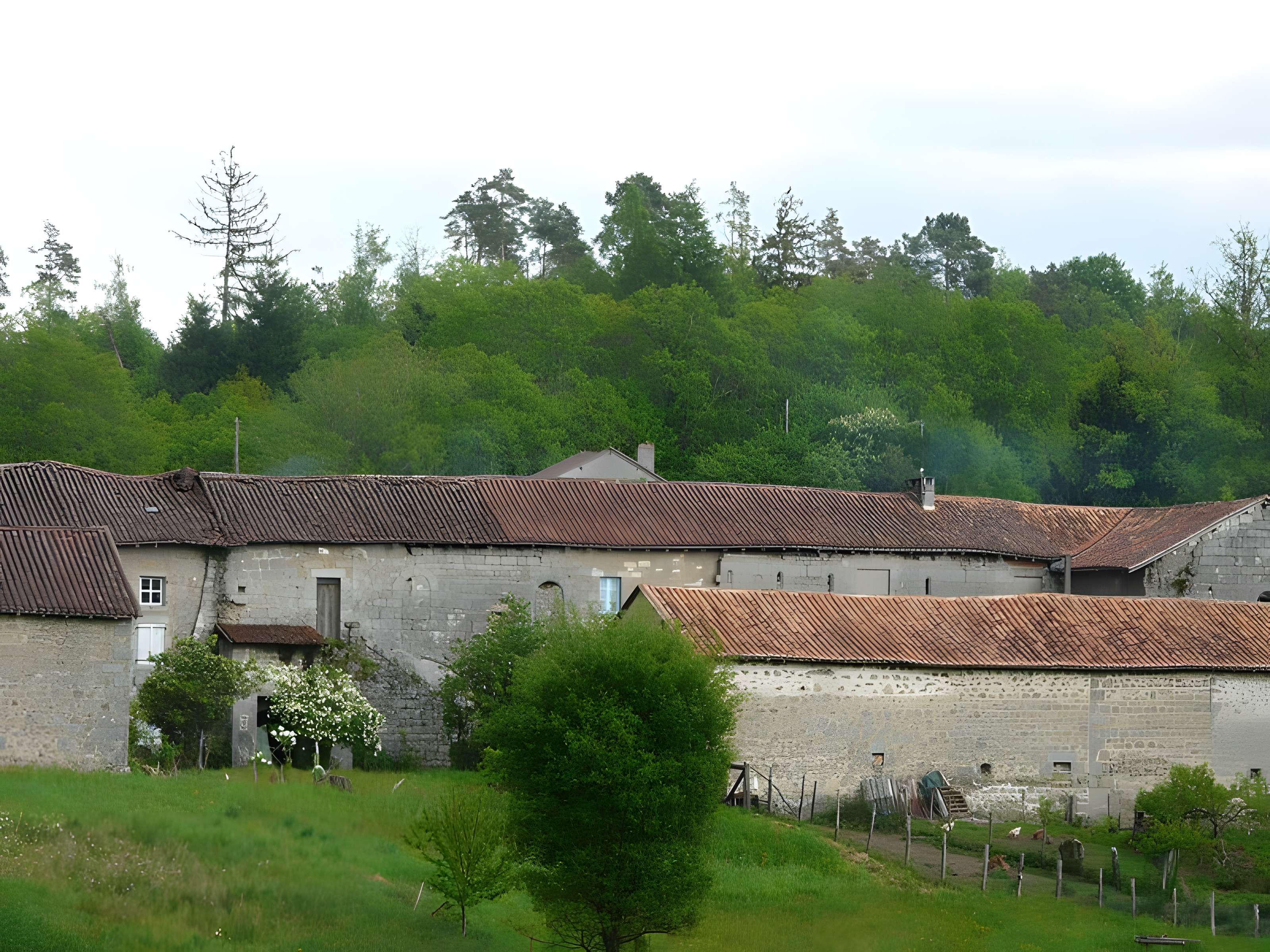 Restes du Prieuré de Badeix