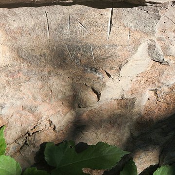 Rocher gravé Garreta dEnveitg