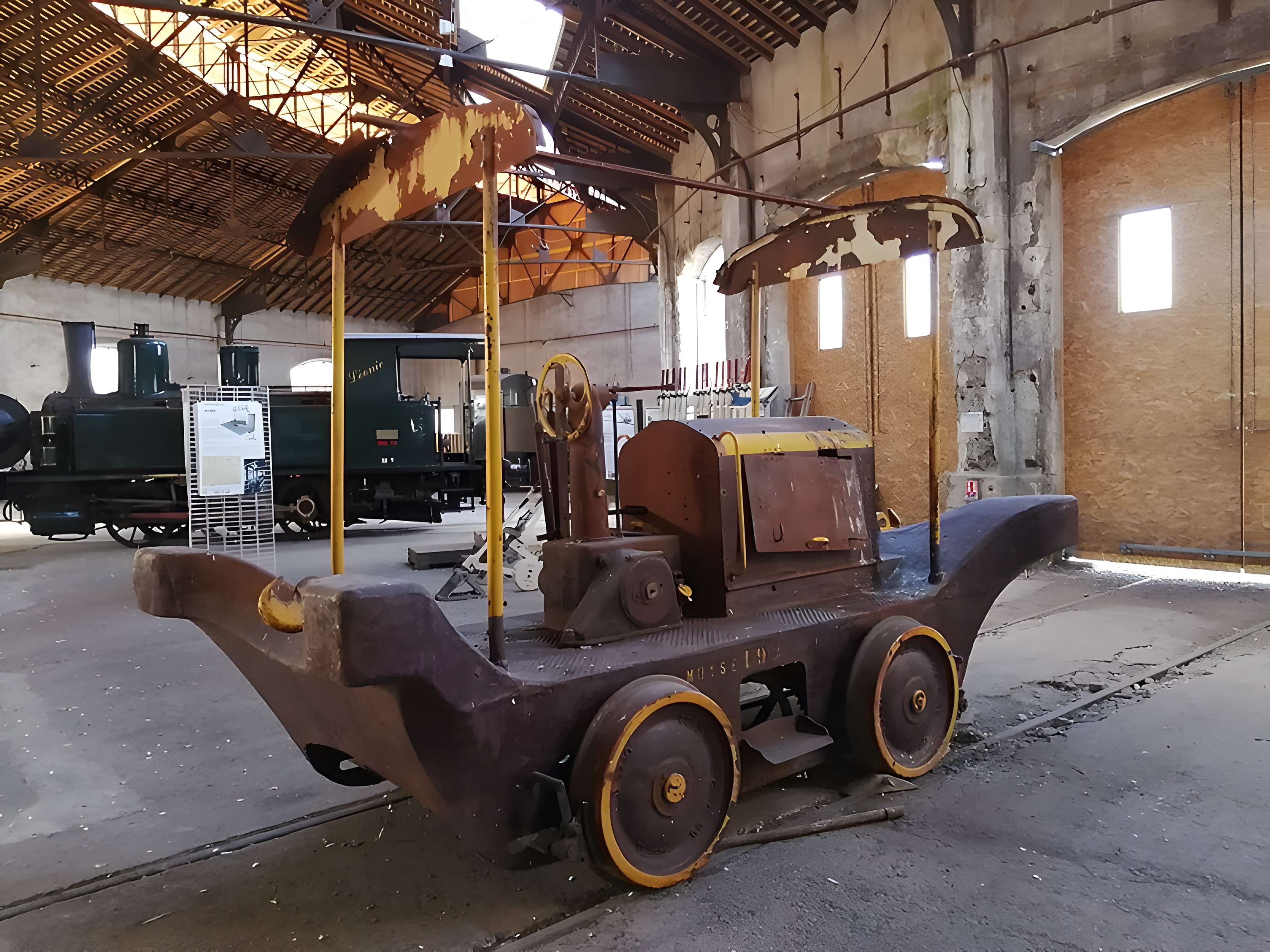 Rotonde ferroviaire de Montabon