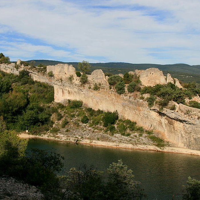 Photo de Ruine du Château de Saint-Saturnin-lès-Apt
