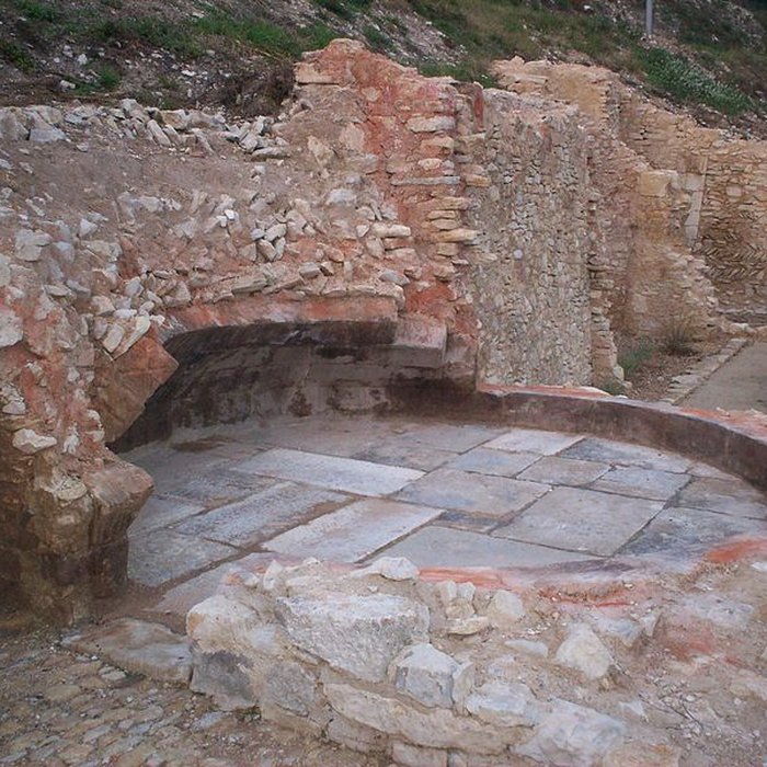 Photo de Ruine du Château de Saint-Saturnin-lès-Apt