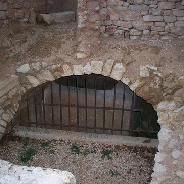Ruine du Château de Saint-Saturnin-lès-Apt