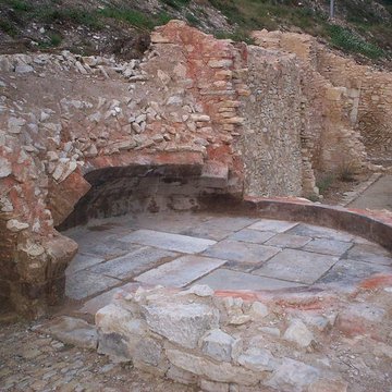 Ruine du Château de Saint-Saturnin-lès-Apt