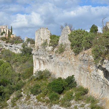 Ruine du Château de Saint-Saturnin-lès-Apt