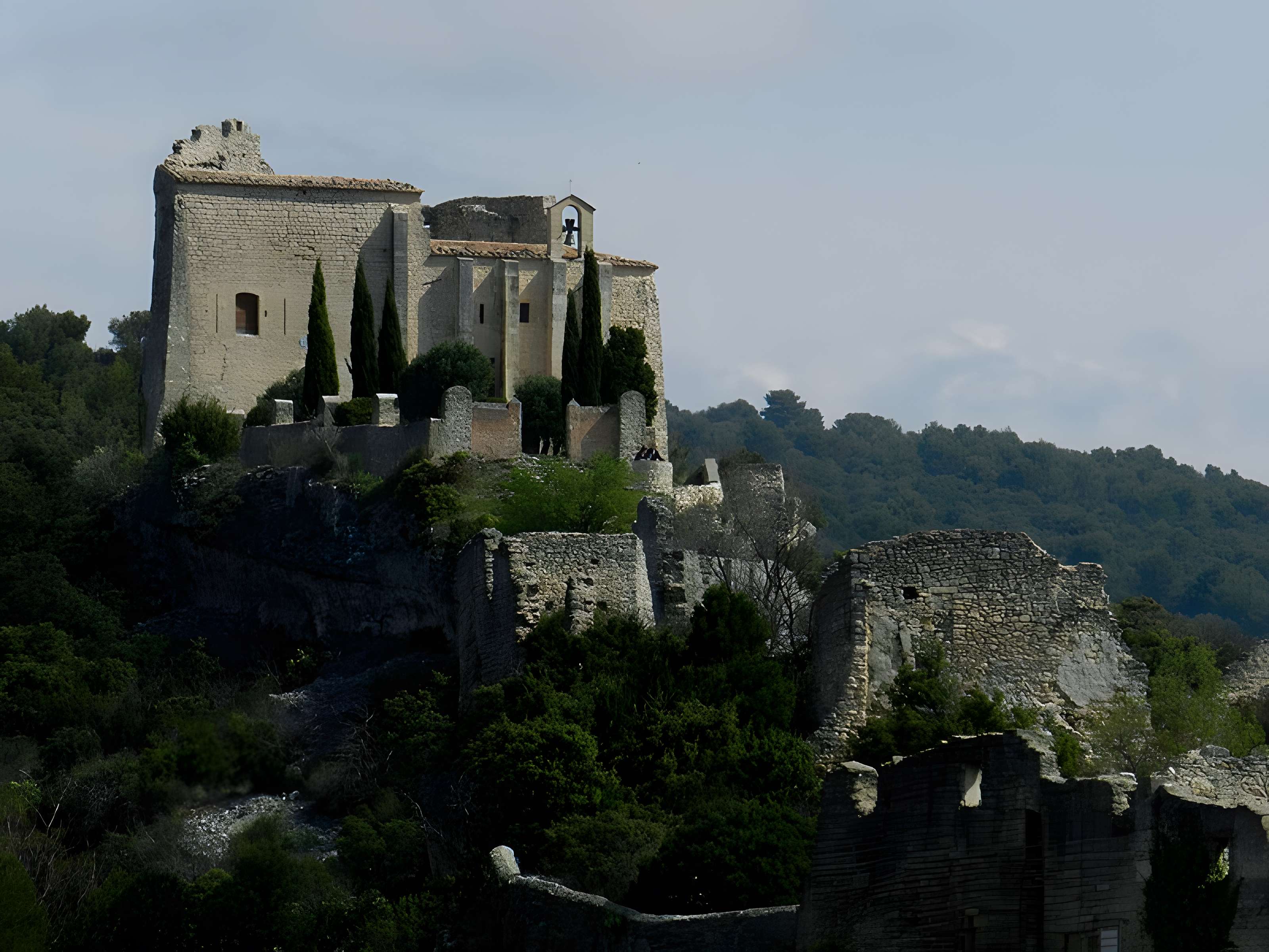 Ruine du Château de Saint-Saturnin-lès-Apt