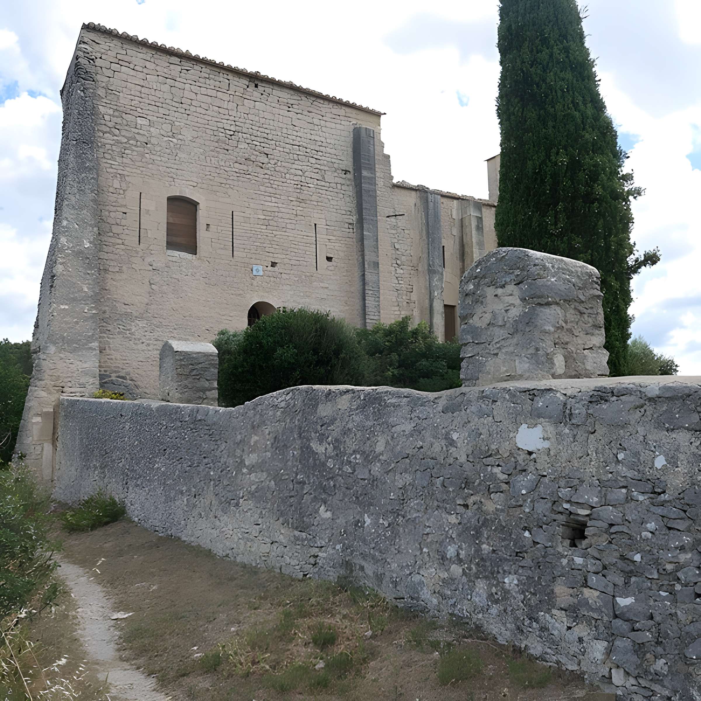 Ruine du Château de Saint-Saturnin-lès-Apt