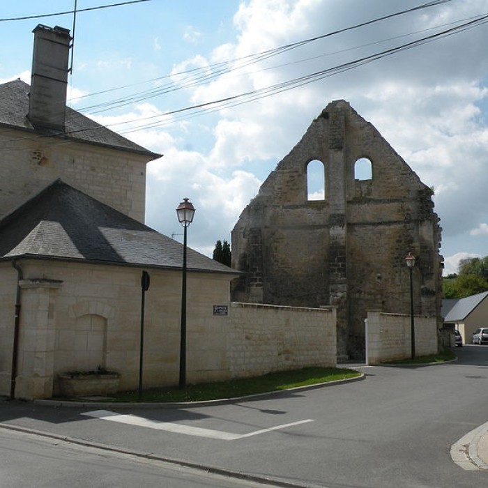 Photo de Ruines de la grange aux dîmes de Cires-lès-Mello