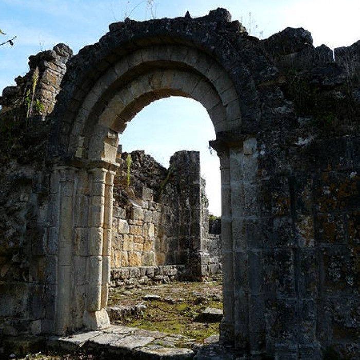 Photo de Ruines de lancienne Chapelle de Fontroubade à Lussas et Nontronneau