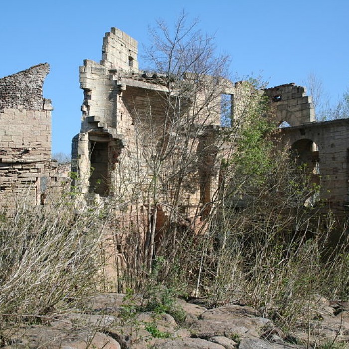 Photo de Ruines du moulin sur lHérault à Bessan