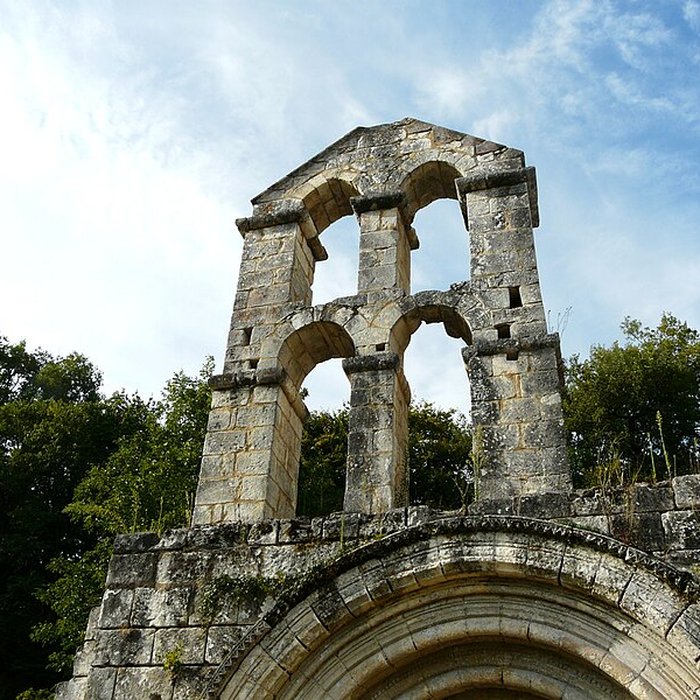 Photo de Ruines du prieuré rural de Belaygues