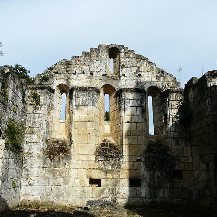 Photo de Ruines du prieuré rural de Belaygues