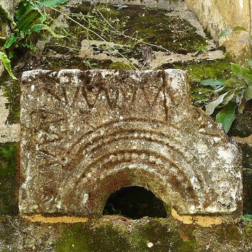 Ruines du prieuré rural de Belaygues