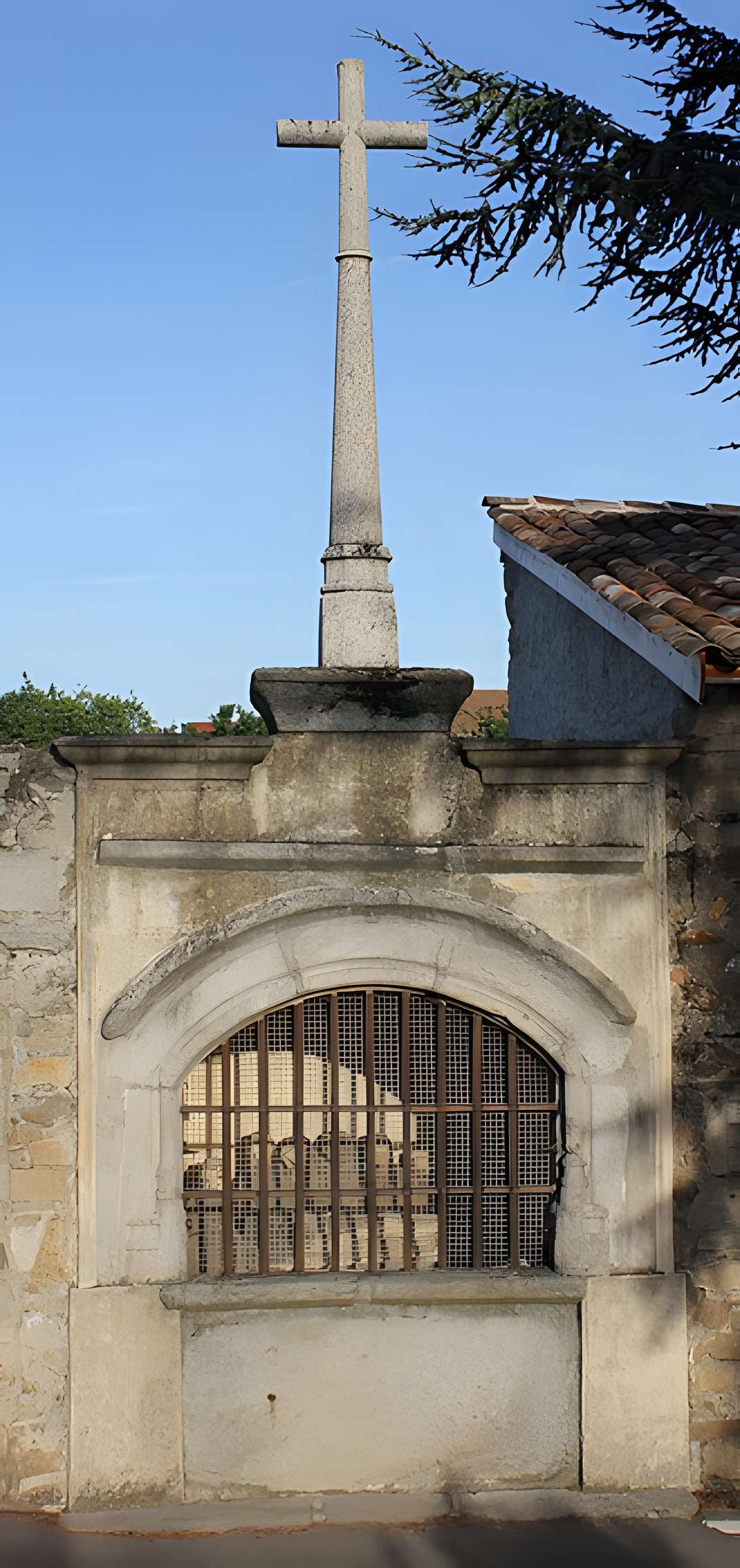 Saint-Sépulcre de Millery