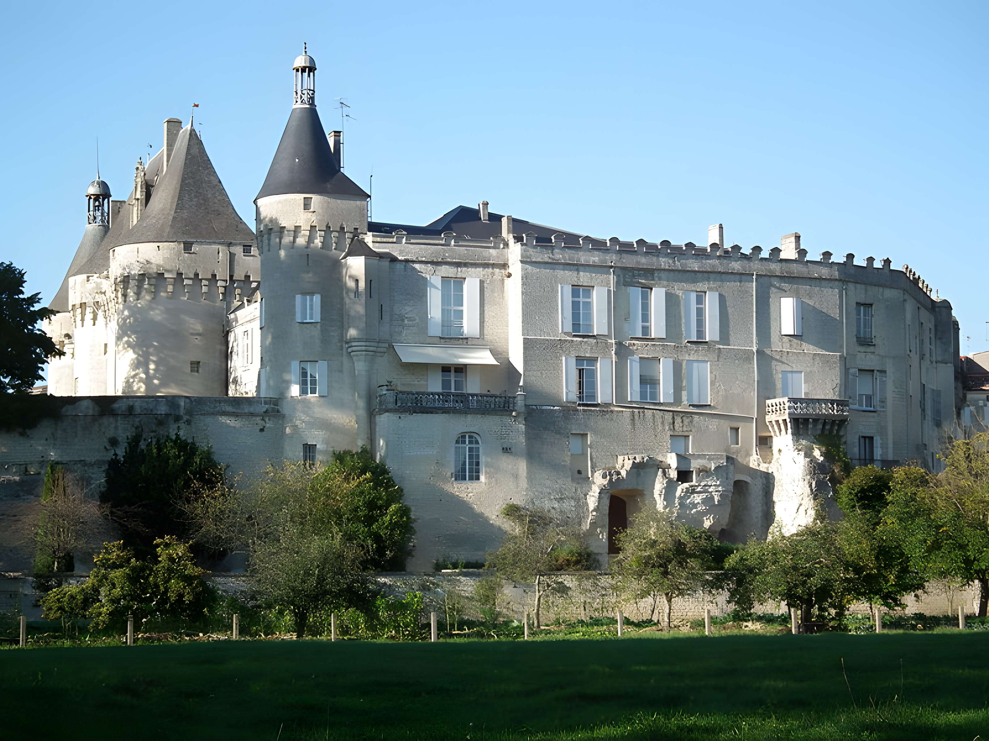 Château de Jonzac