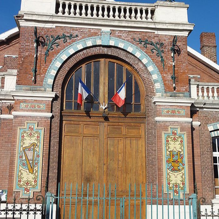 Photo de Salle des fêtes du quartier dArenberg à Wallers