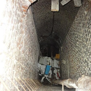 Salle des pendus de la fosse n 12 des mines de Lens à Loos-en-Gohelle