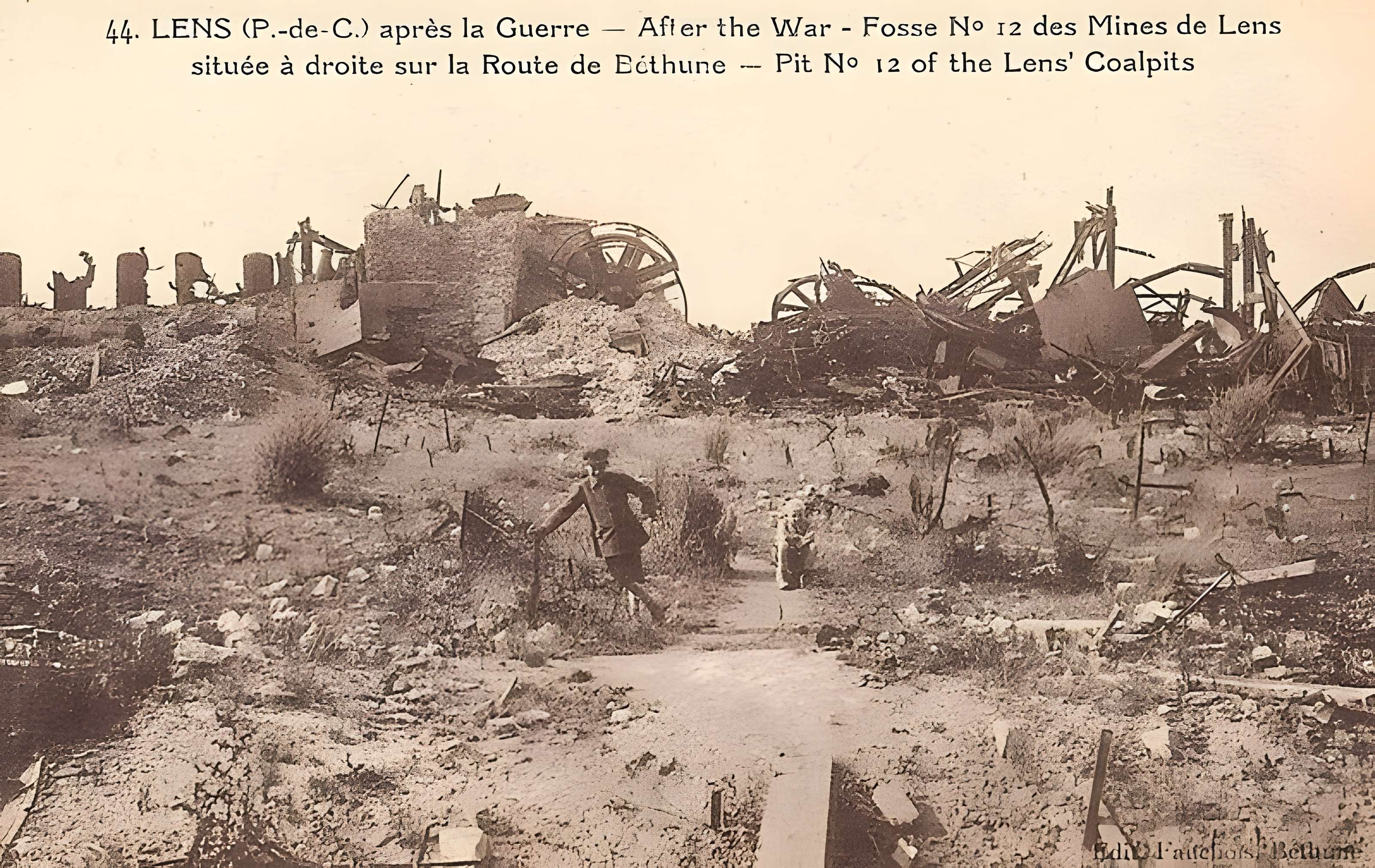 Salle des pendus de la fosse n° 12 des mines de Lens à Loos-en-Gohelle