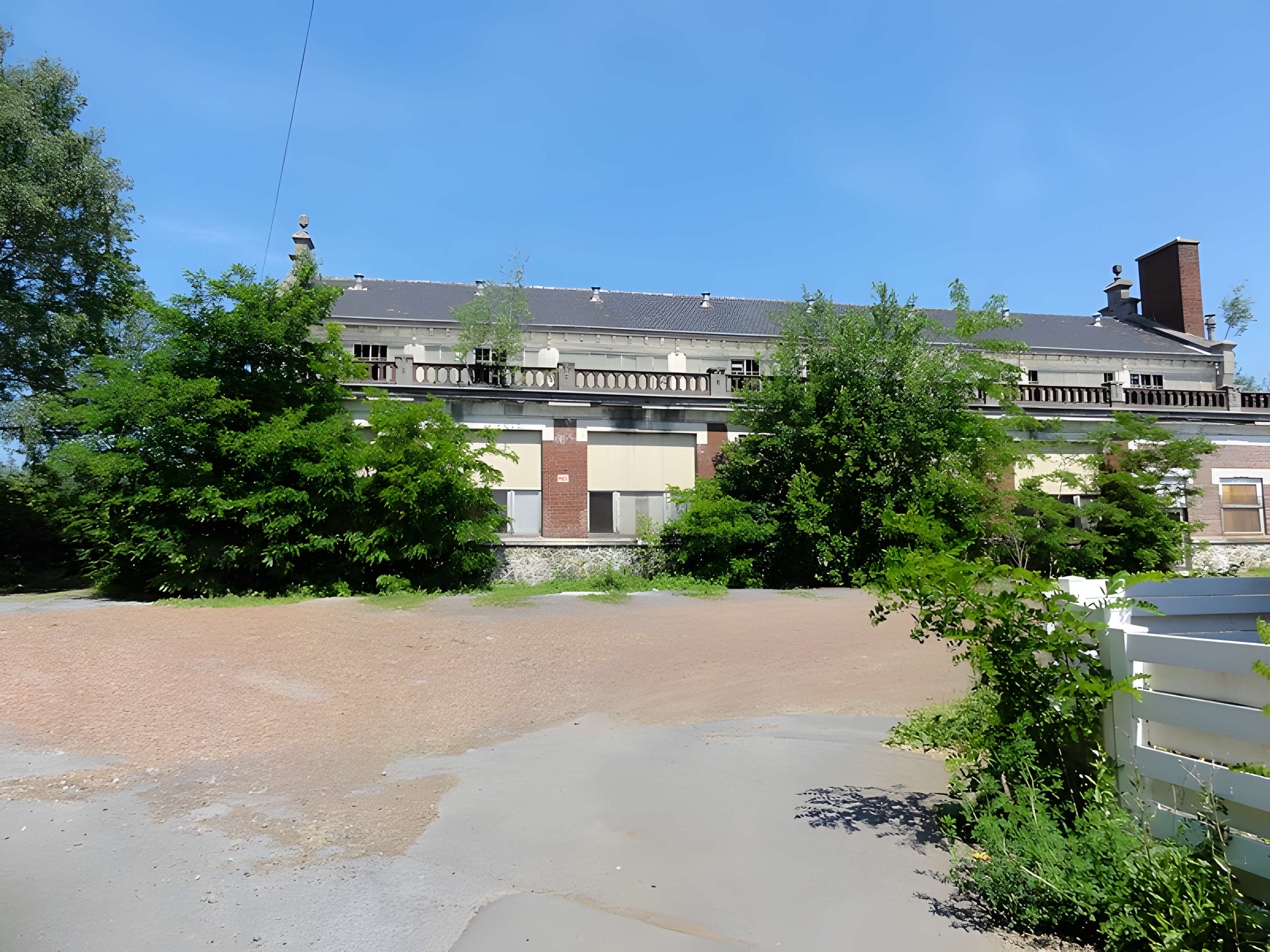 Salle des pendus de la fosse n° 12 des mines de Lens à Loos-en-Gohelle