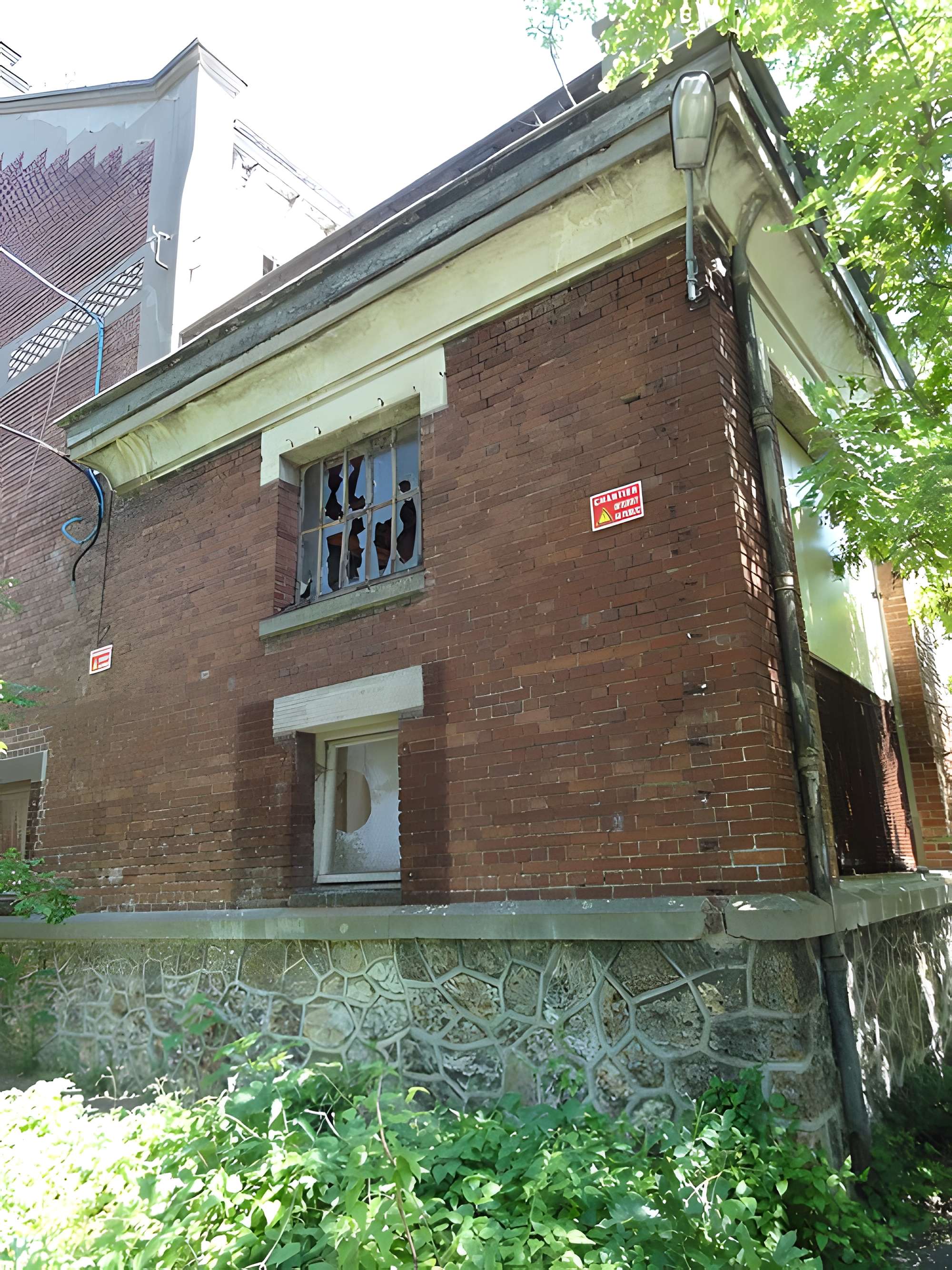 Salle des pendus de la fosse n° 12 des mines de Lens à Loos-en-Gohelle