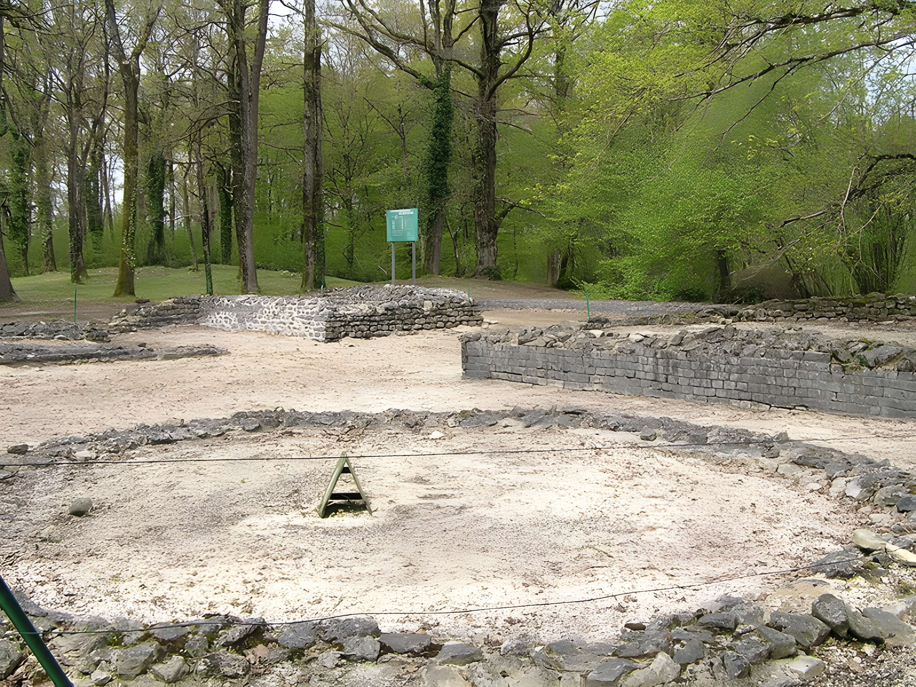 Sanctuaire des Bouchauds à Saint-Cybardeaux 