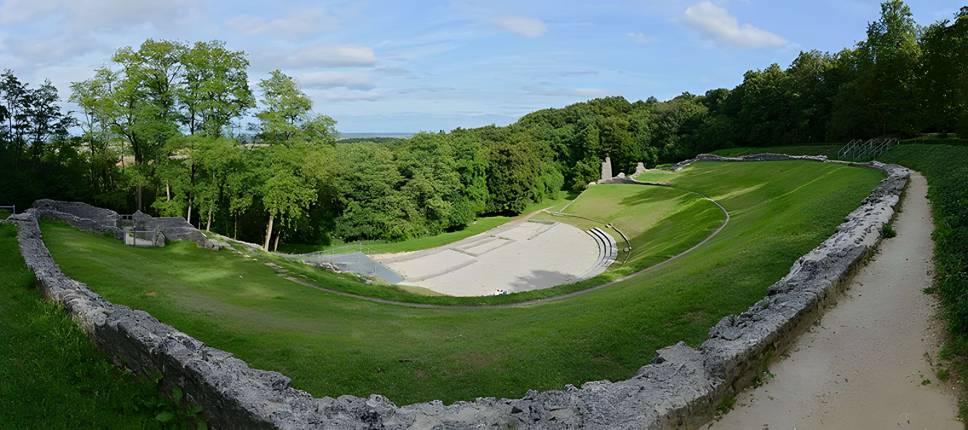 Sanctuaire des Bouchauds à Saint-Cybardeaux