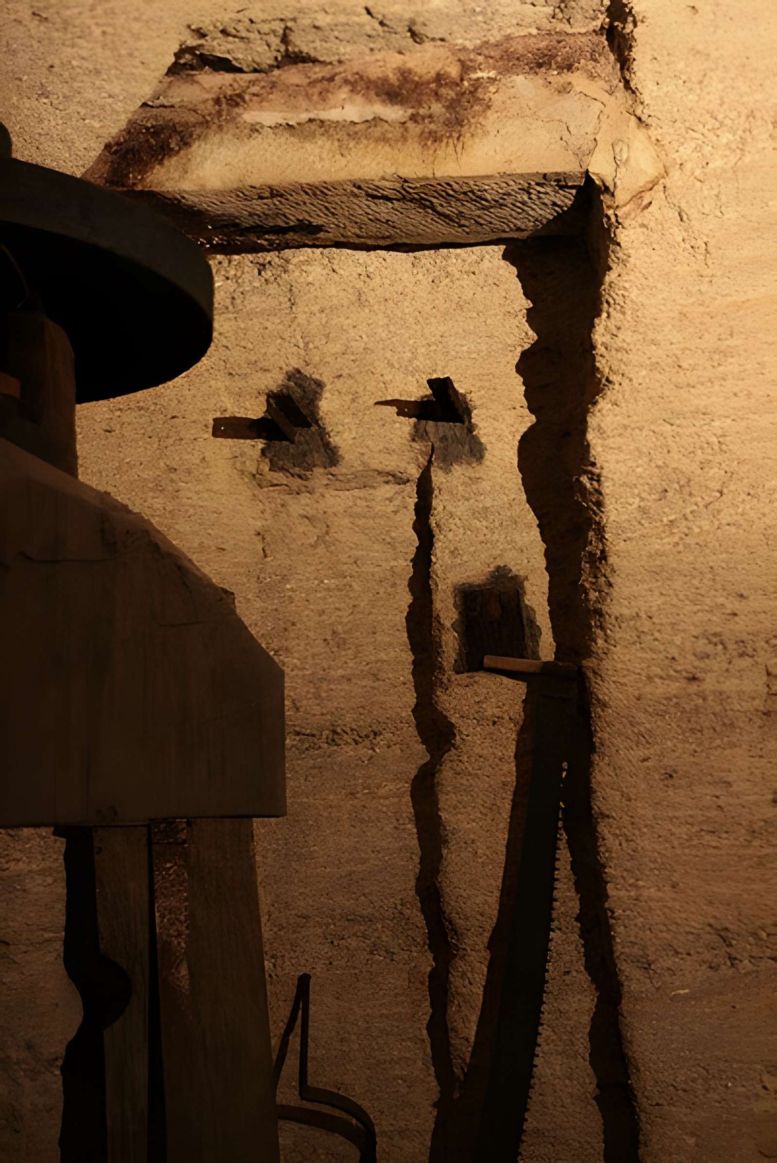 Site de la Seigneurie à Doué-la-Fontaine (Cave aux Sarcophages)